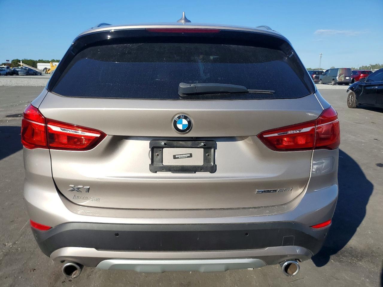 2021 BMW X1