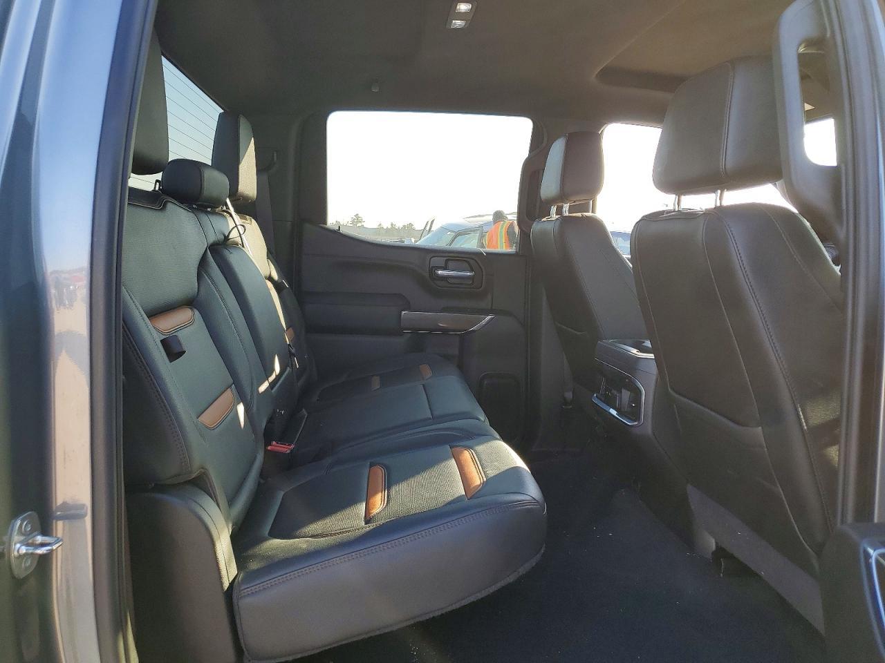 2021 GMC Sierra