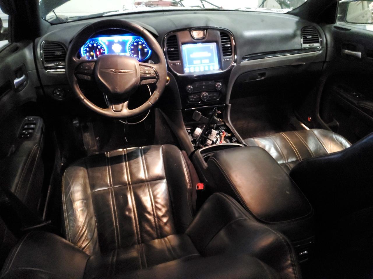 2016 CHRYSLER 300