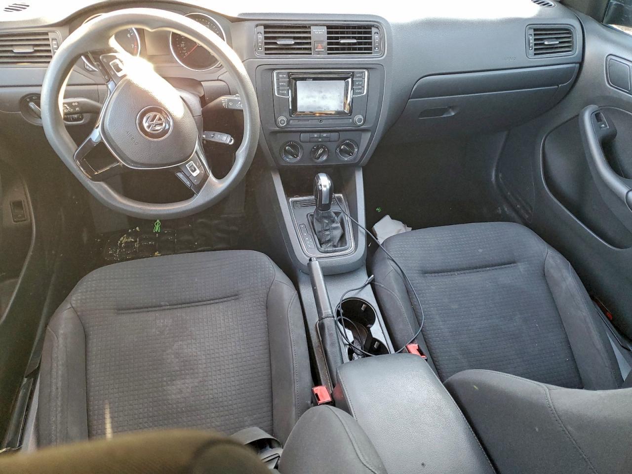 2016 VOLKSWAGEN JETTA