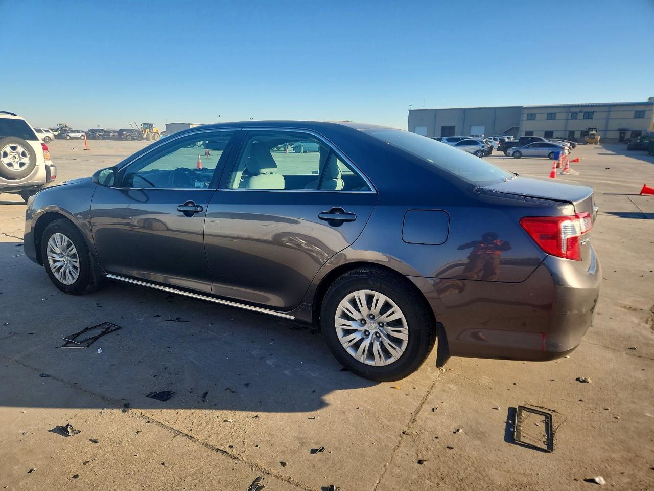 2013 TOYOTA CAMRY