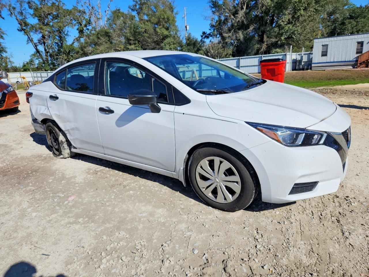 2020 NISSAN VERSA