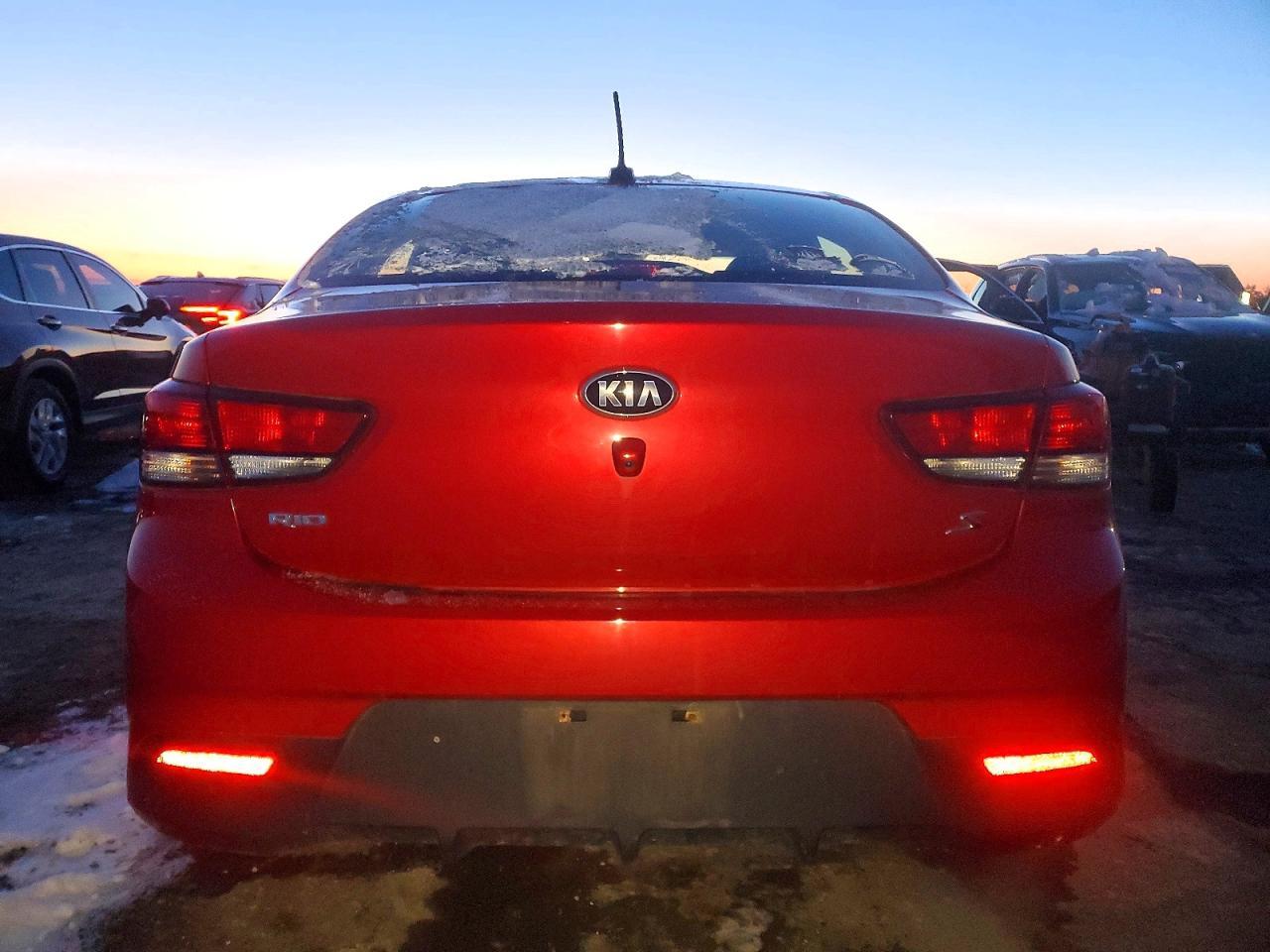 2018 KIA RIO