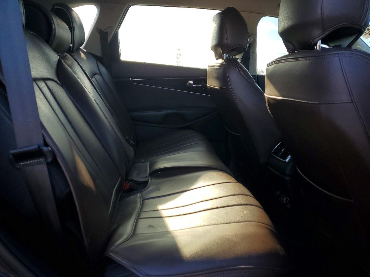 2017 KIA SORENTO