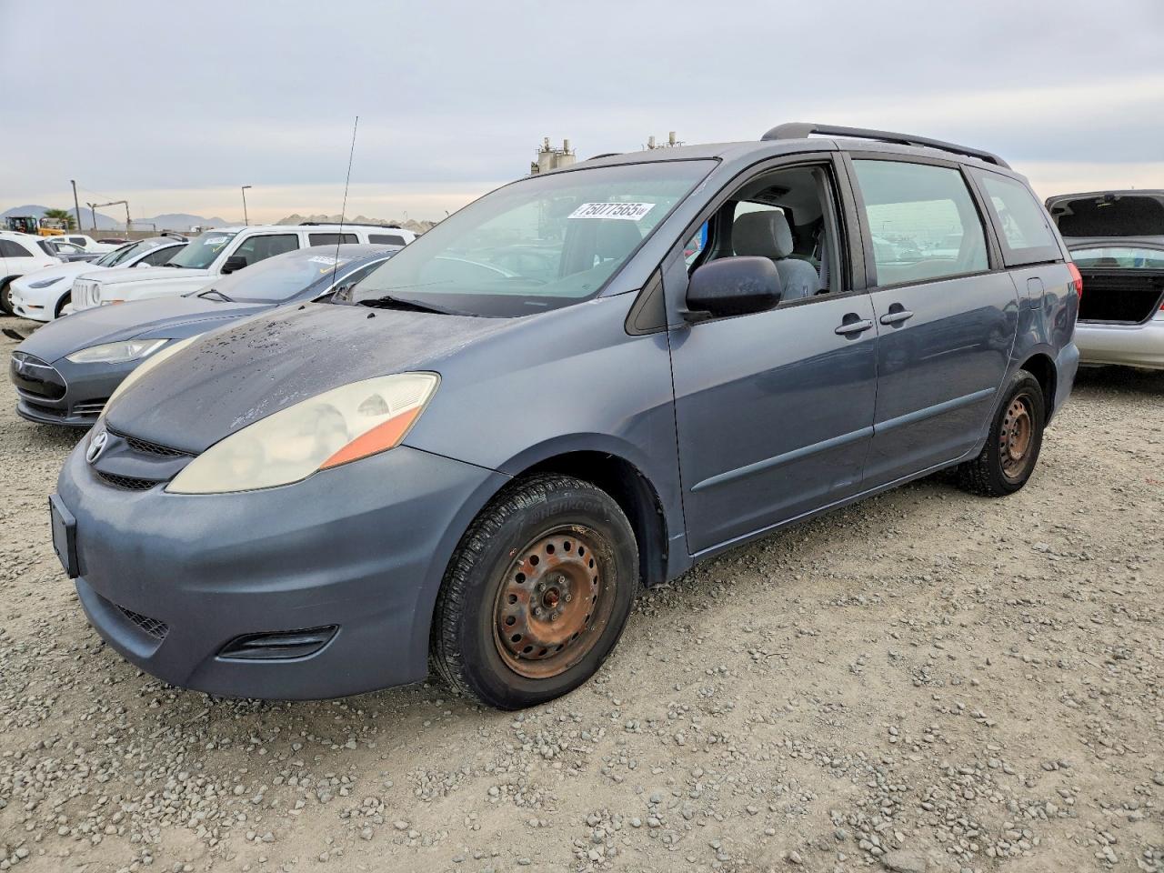 2008 TOYOTA SIENNA