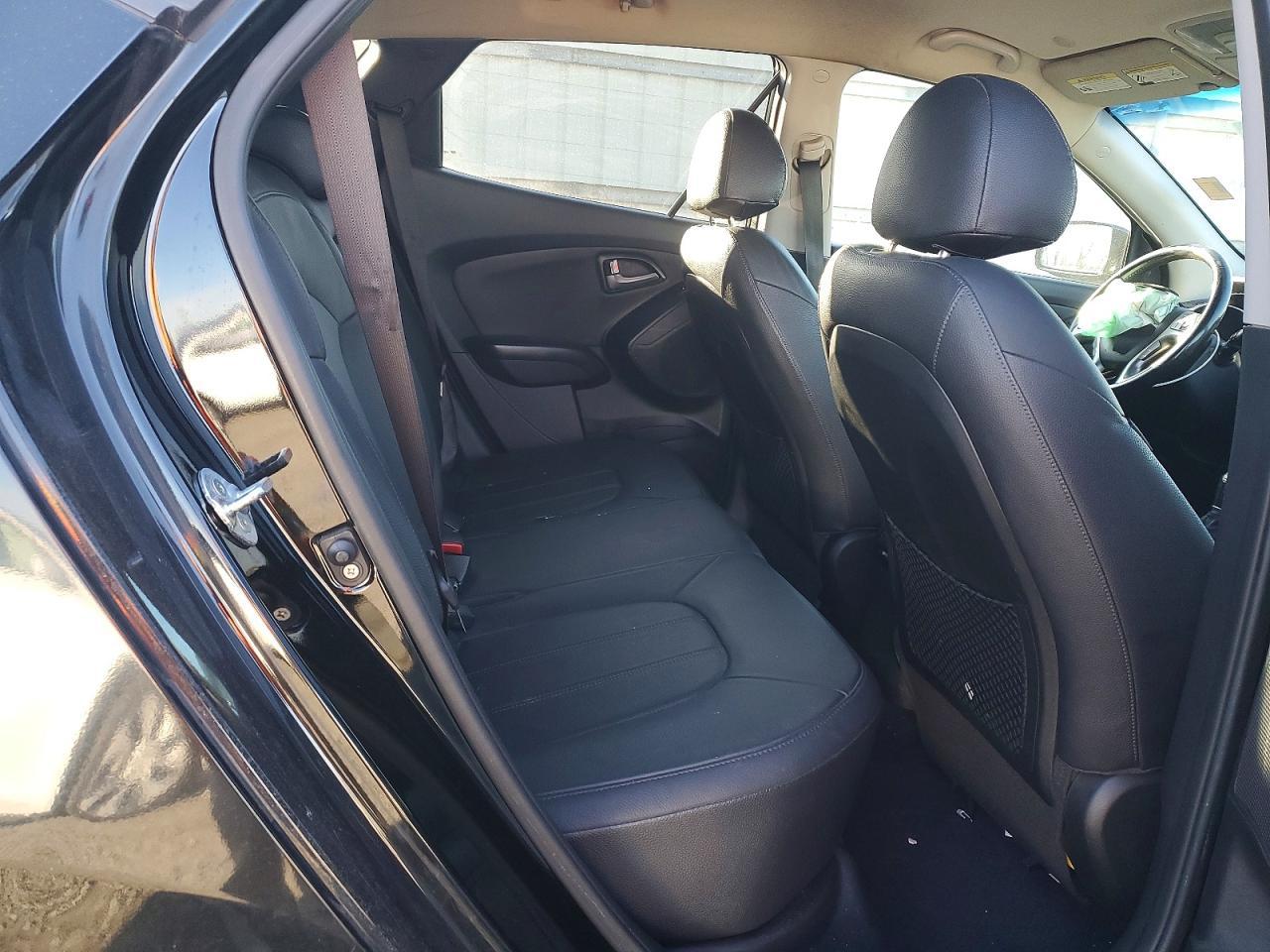 2015 HYUNDAI TUCSON