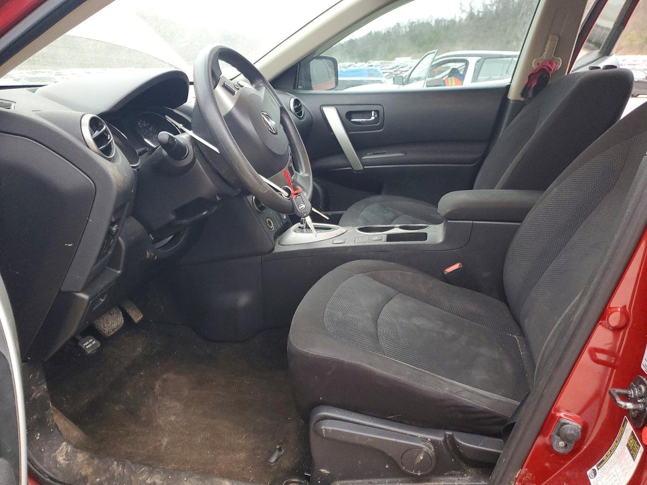 2015 NISSAN ROGUE