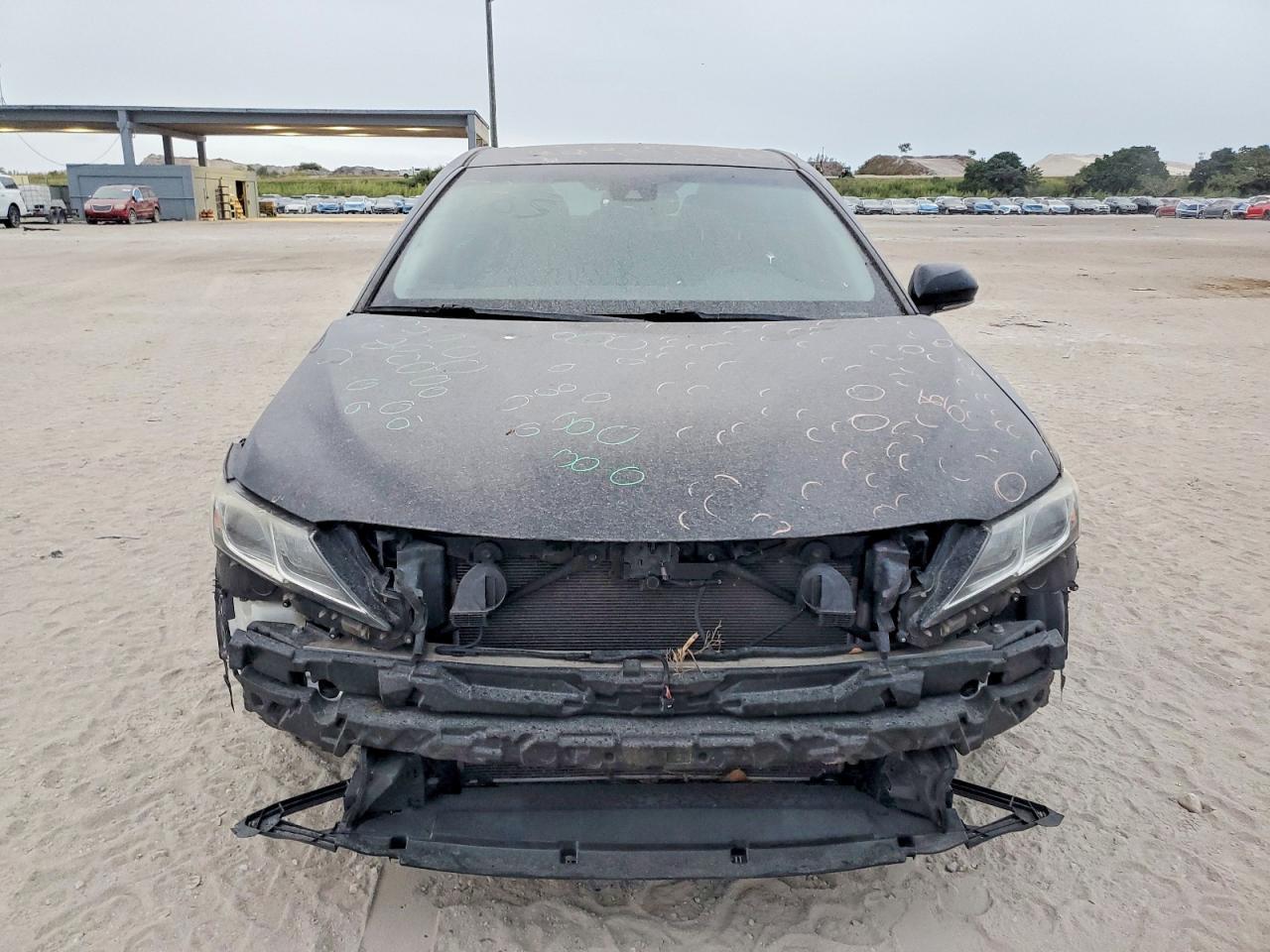 2018 TOYOTA CAMRY