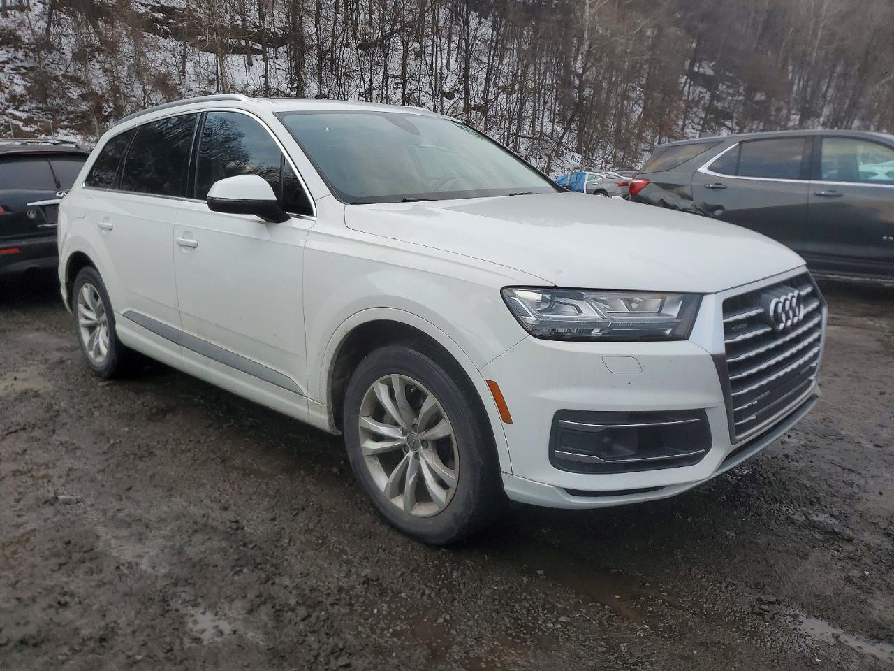 2017 AUDI Q7