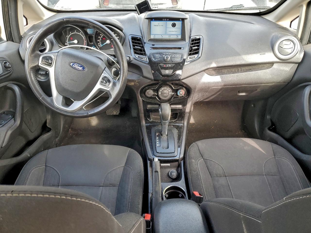 2016 FORD Fiesta