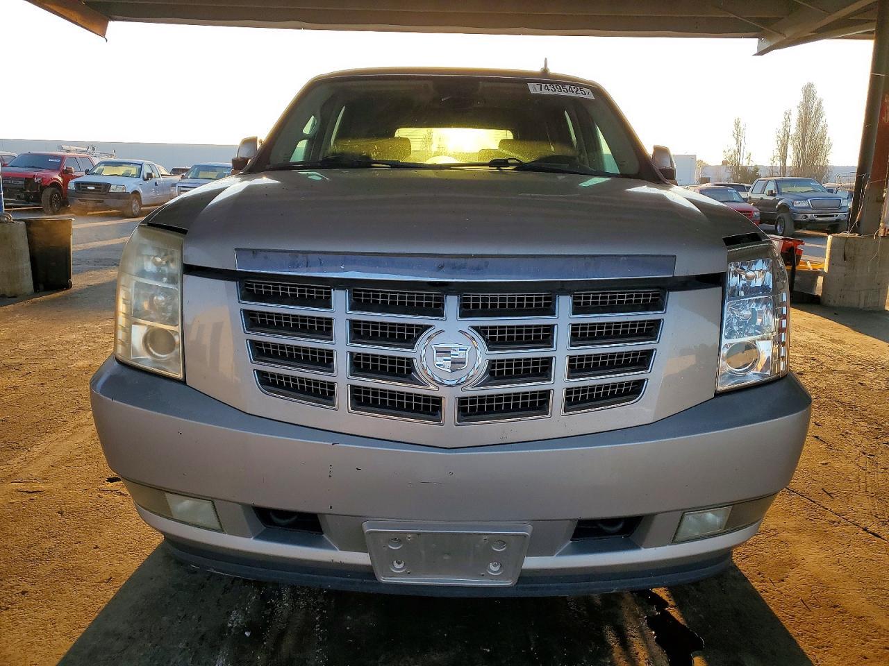 2008 CADILLAC ESCALADE