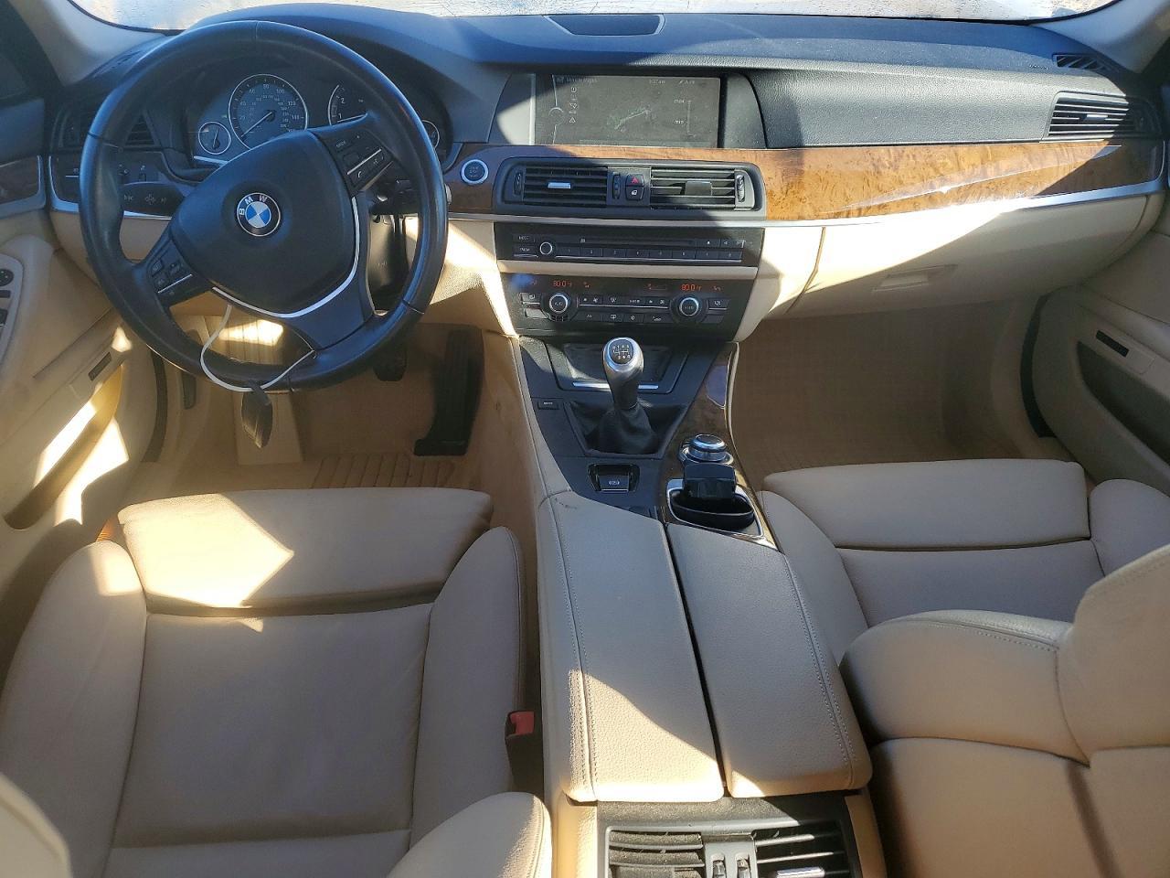 2011 BMW 5 series