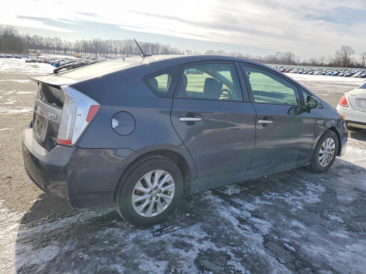 2012 TOYOTA Prius Plug-In