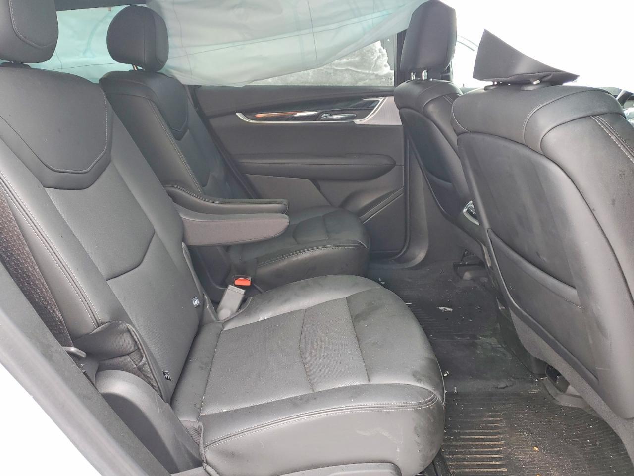 2024 CADILLAC XT6