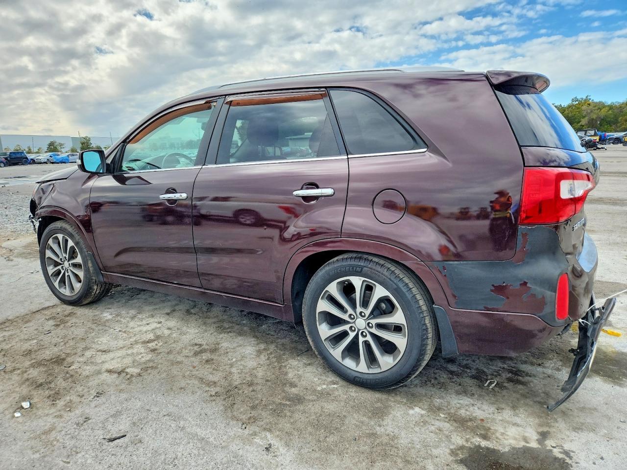 2014 KIA SORENTO