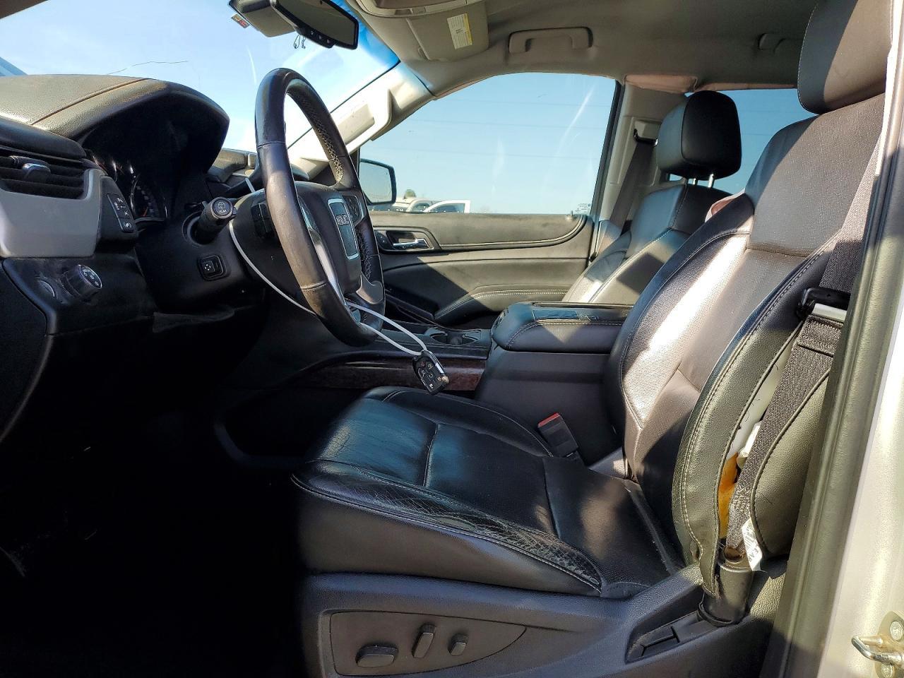 2016 GMC Yukon