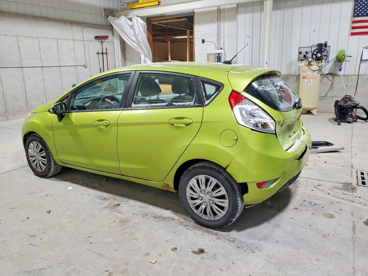 2013 FORD Fiesta