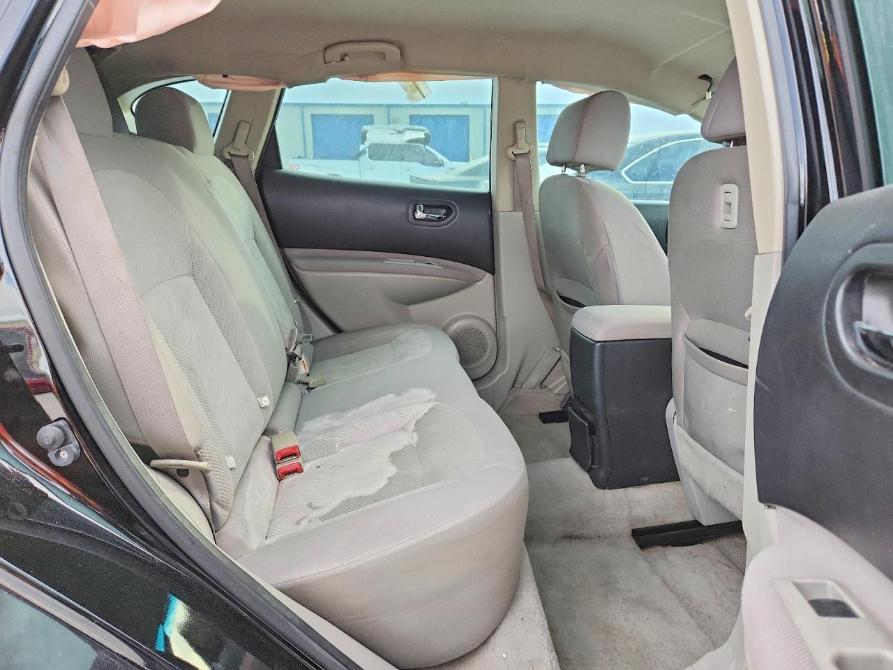 2014 NISSAN ROGUE