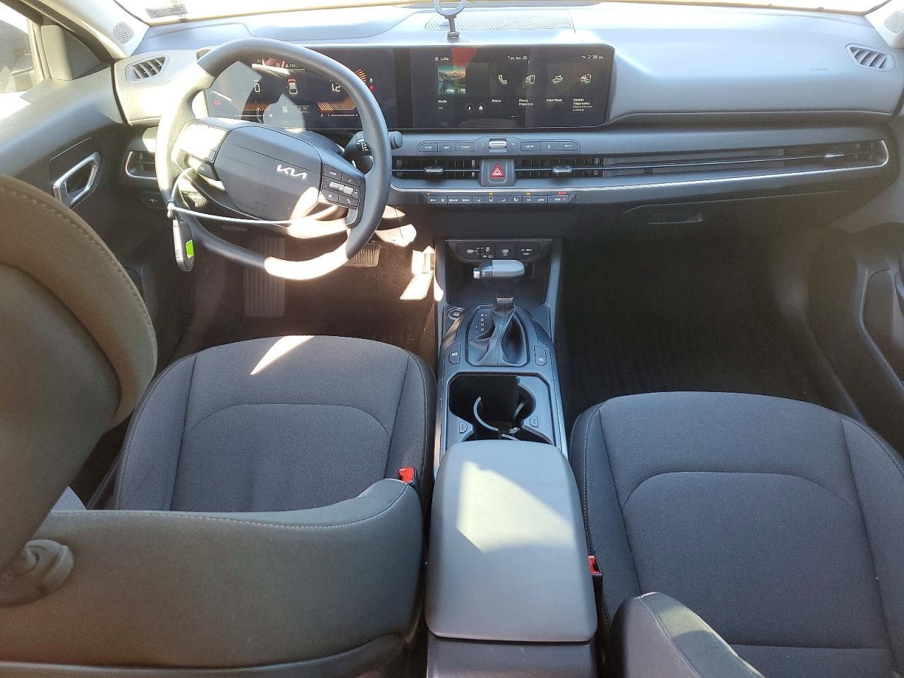 2025 KIA K4