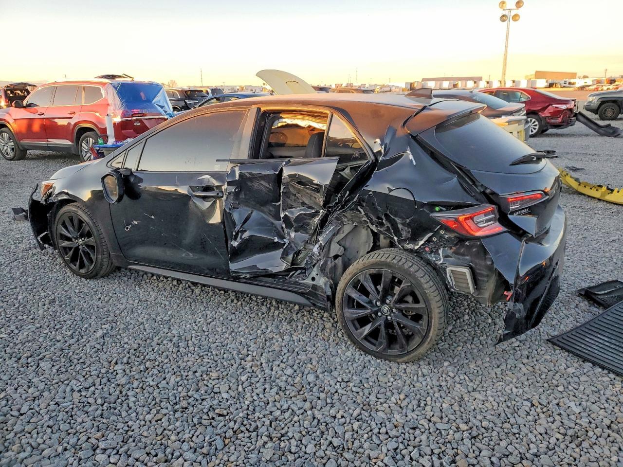 2021 TOYOTA COROLLA