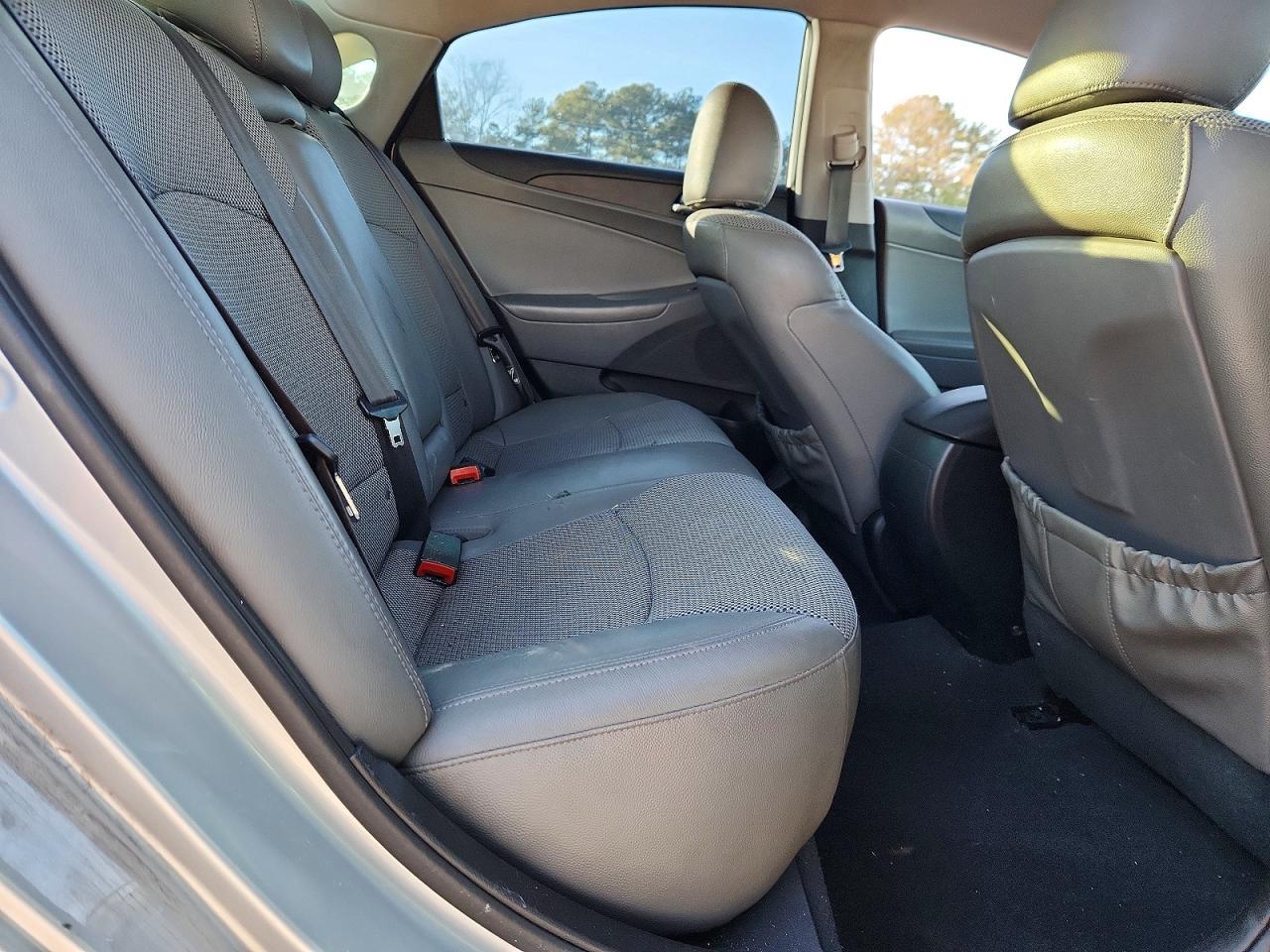 2012 HYUNDAI SONATA