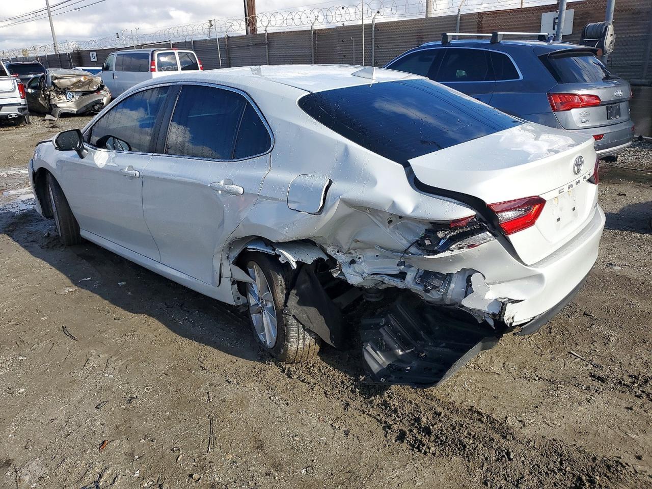 2024 TOYOTA CAMRY