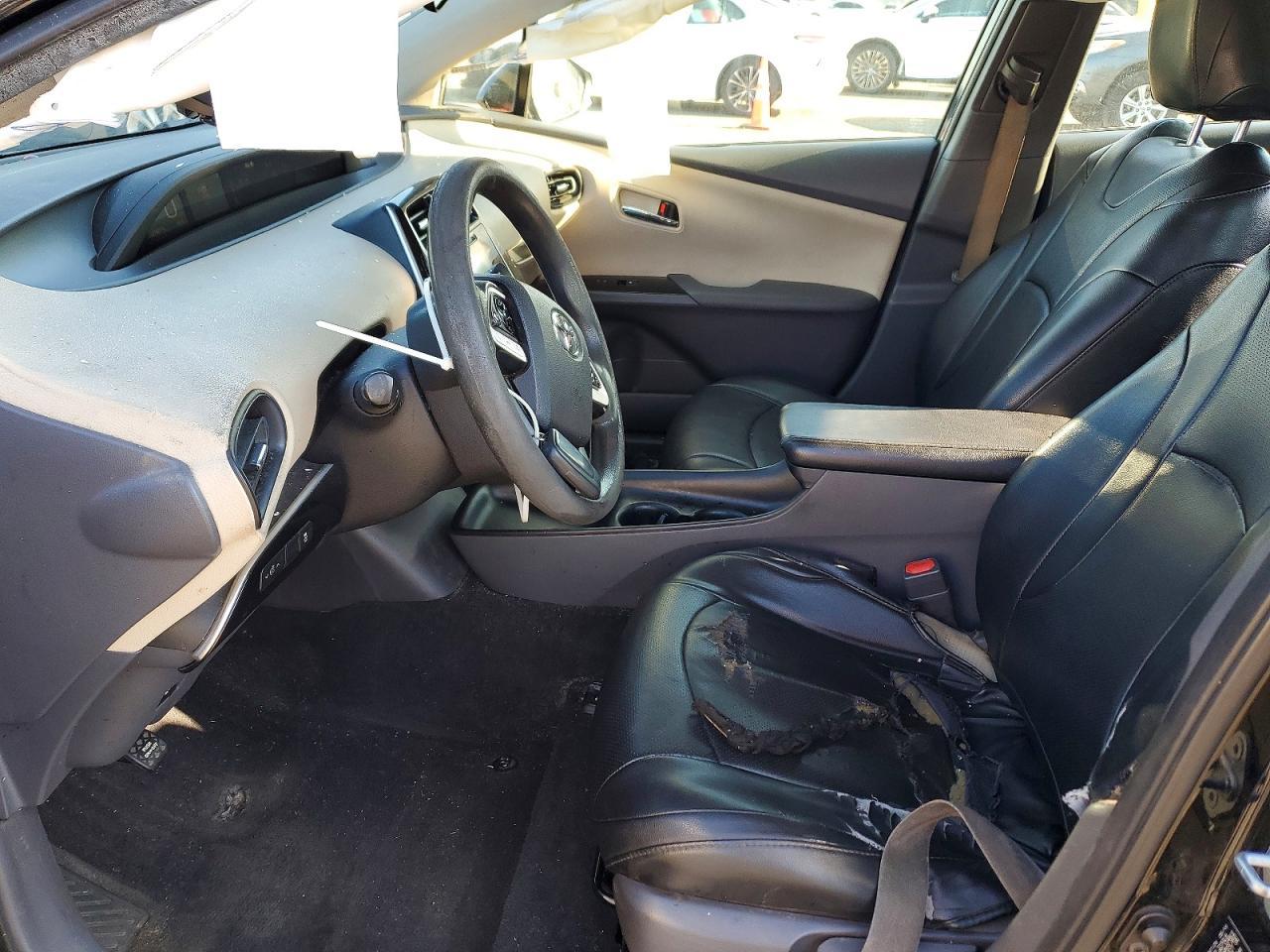 2016 TOYOTA PRIUS