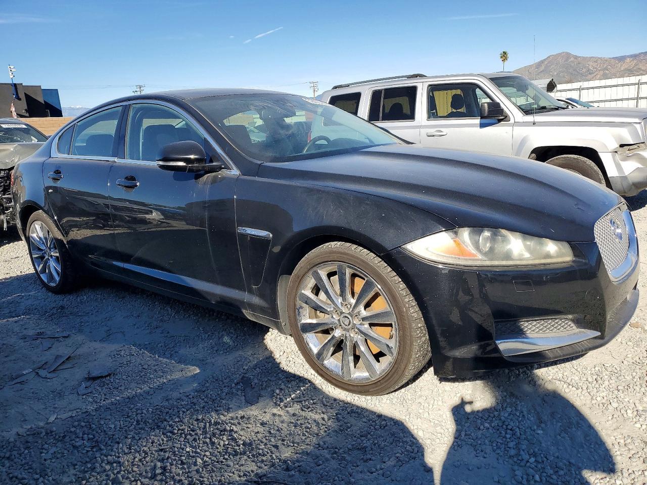 2012 JAGUAR XF