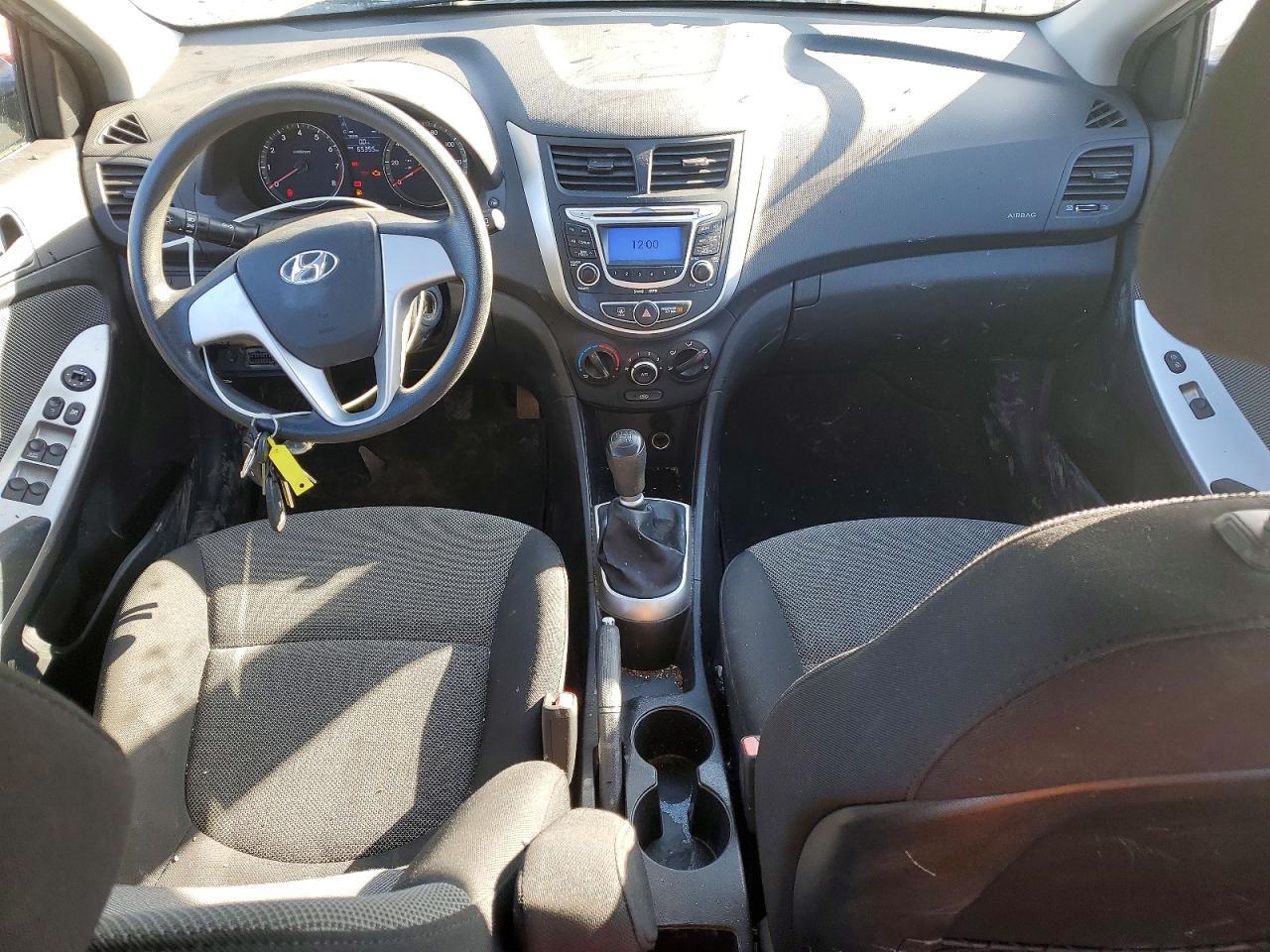 2012 HYUNDAI ACCENT