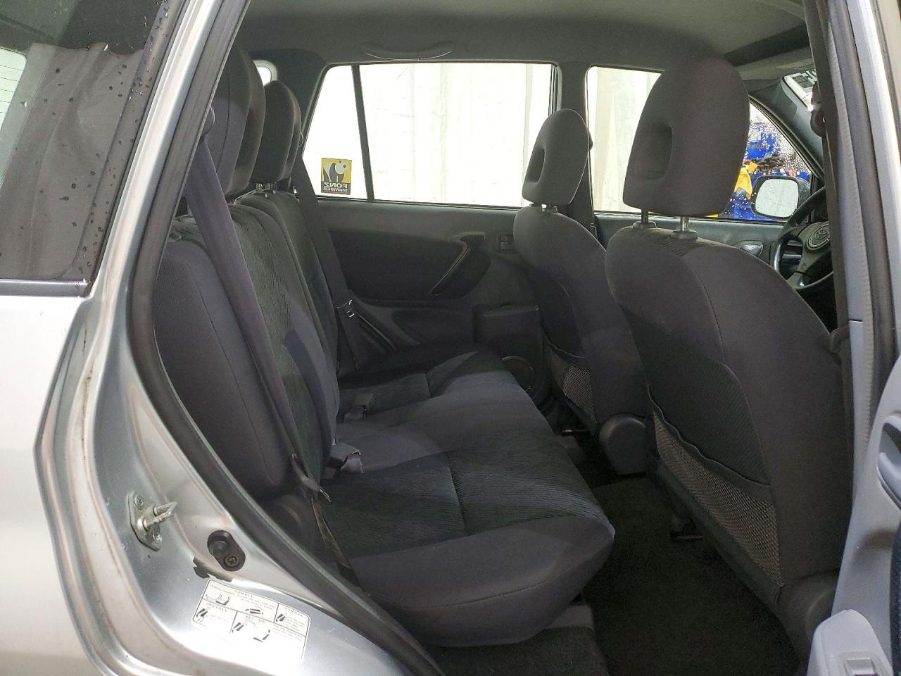 2003 TOYOTA RAV4