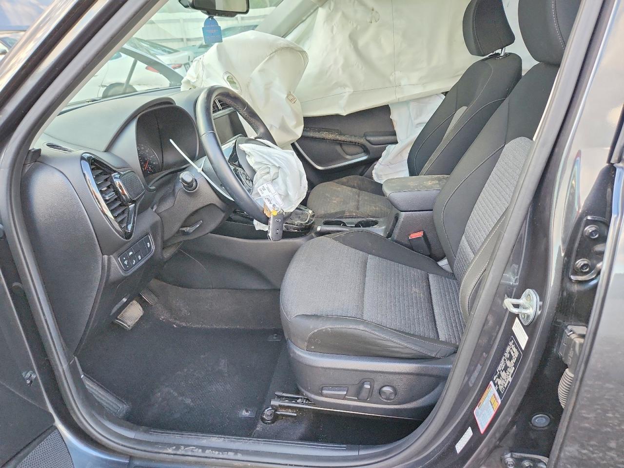 2021 KIA SOUL