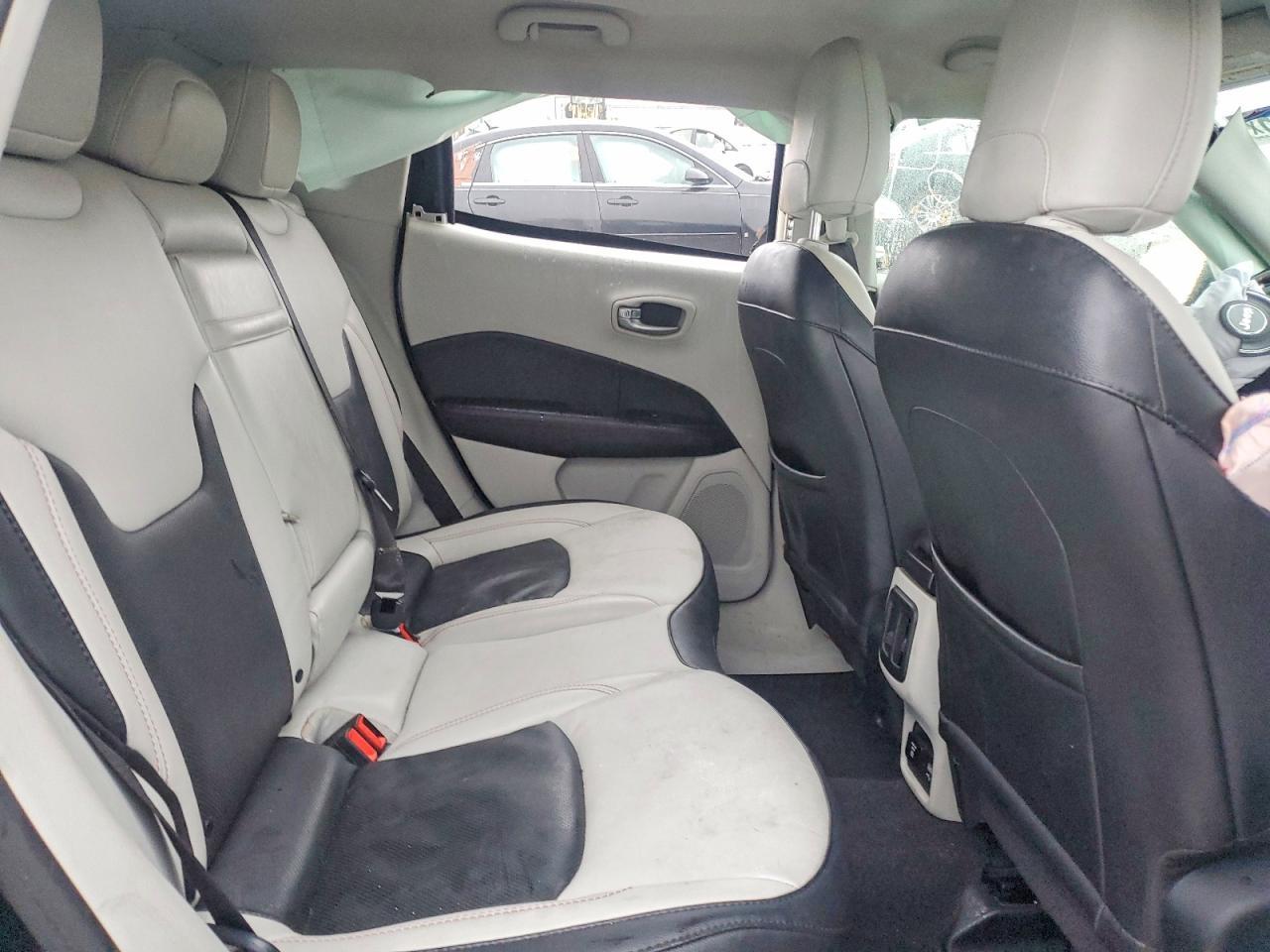 2020 JEEP Compass