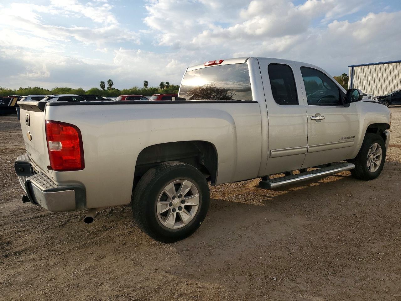 2011 CHEVROLET SILVERADO 1500