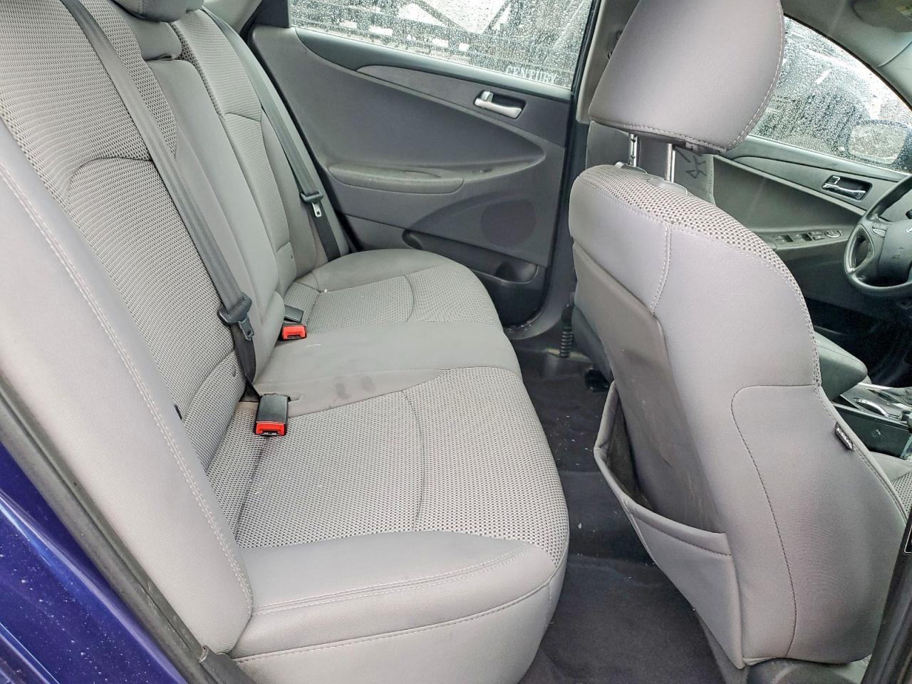 2011 HYUNDAI SONATA
