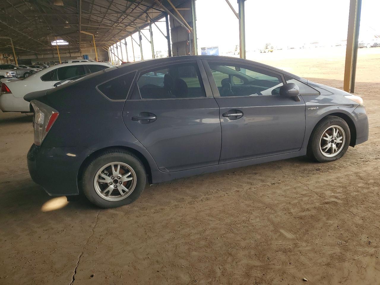 2011 TOYOTA PRIUS