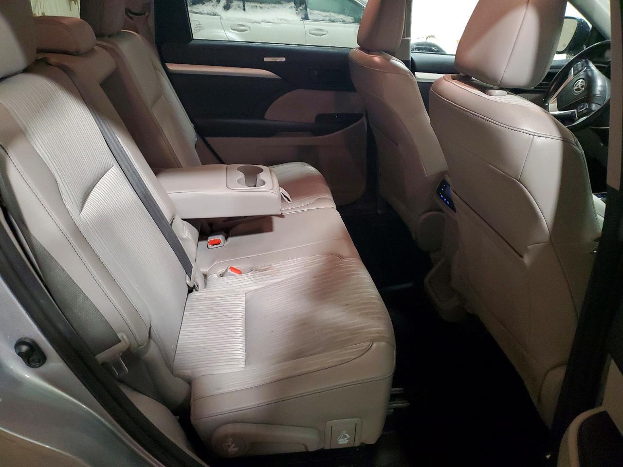 2014 TOYOTA HIGHLANDER