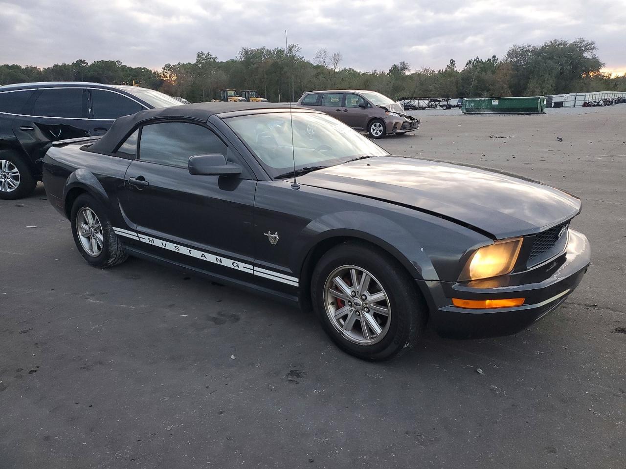 2009 FORD MUSTANG