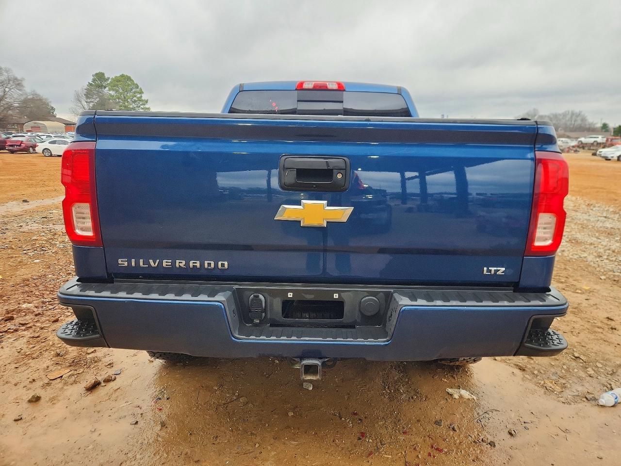 2017 CHEVROLET Silverado