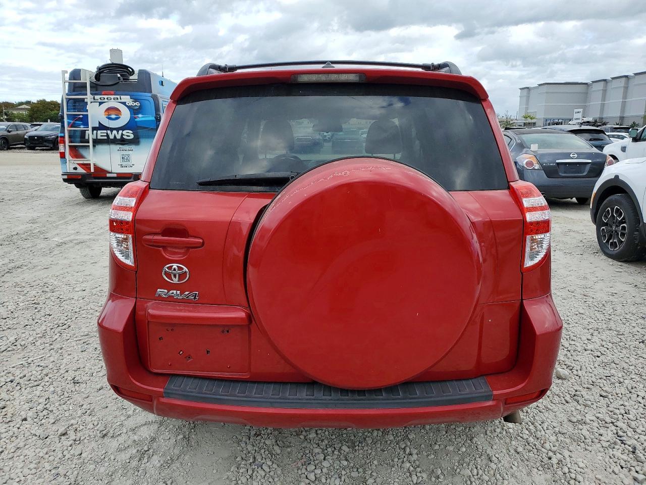 2011 TOYOTA RAV4