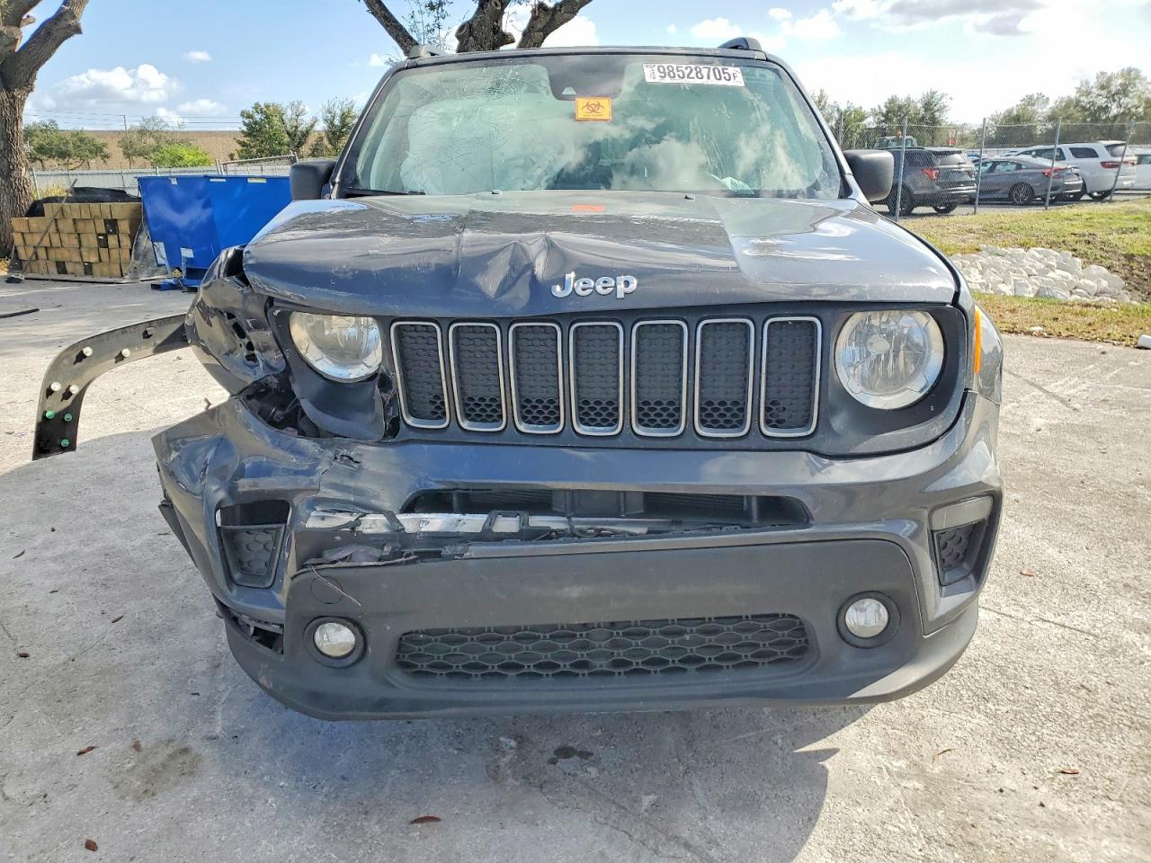 2022 JEEP Renegade