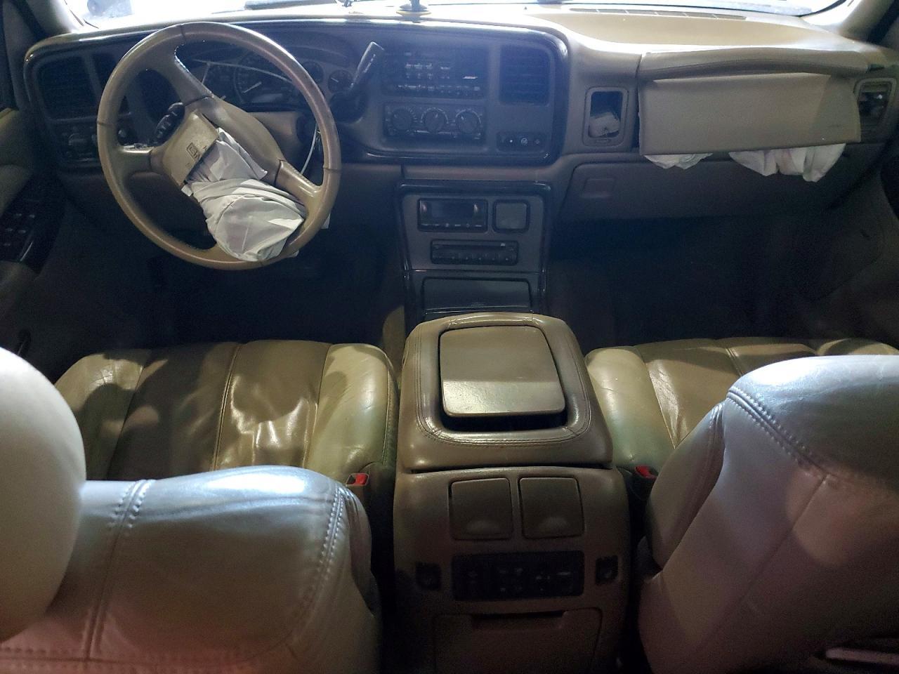 2002 GMC Denali