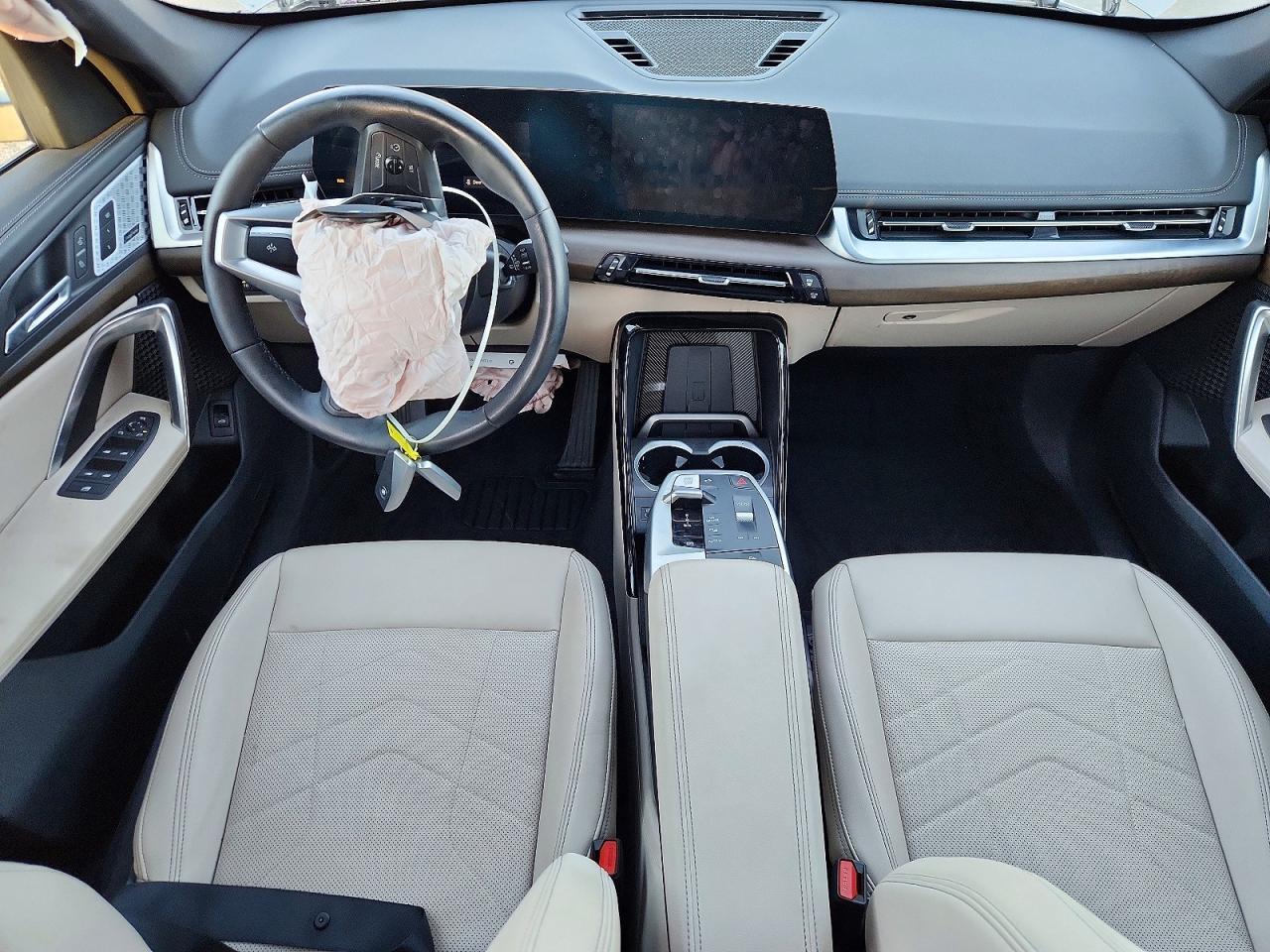 2025 BMW X1