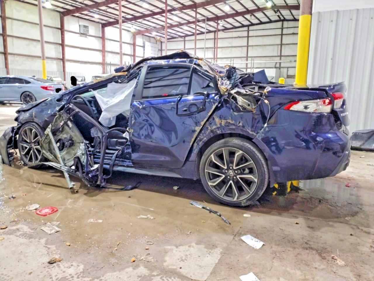 2022 TOYOTA COROLLA