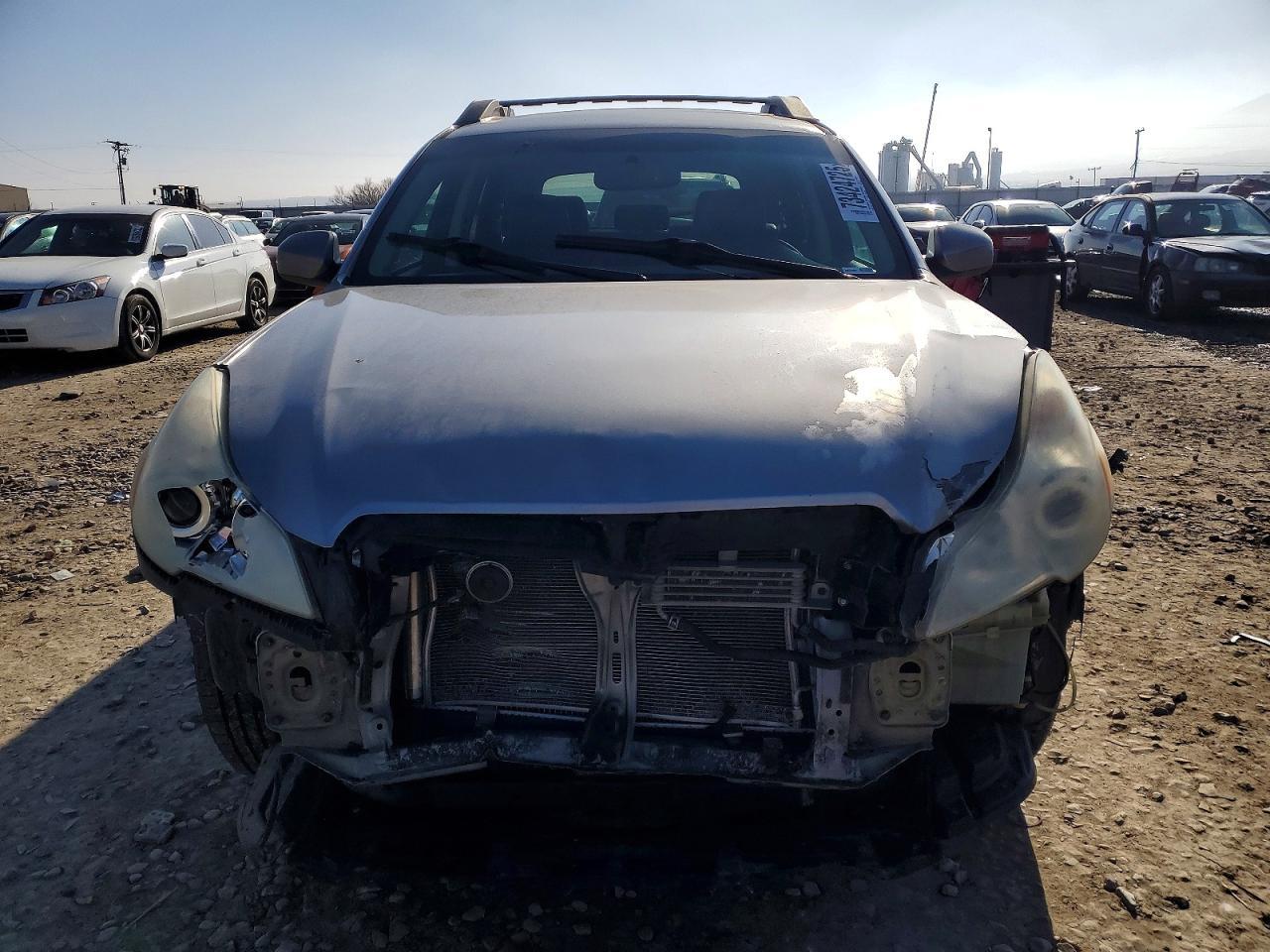 2010 SUBARU Outback