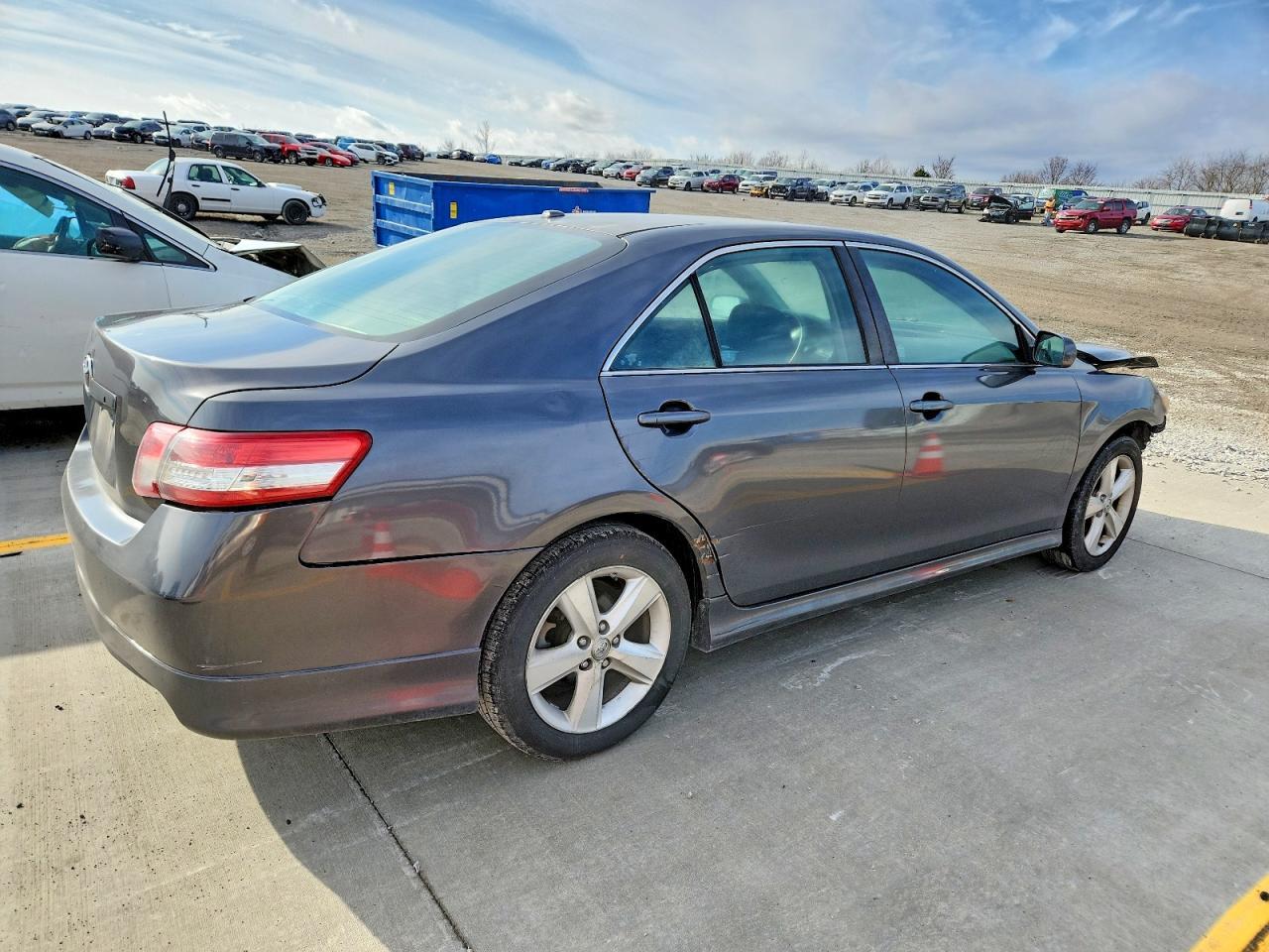 2010 TOYOTA CAMRY