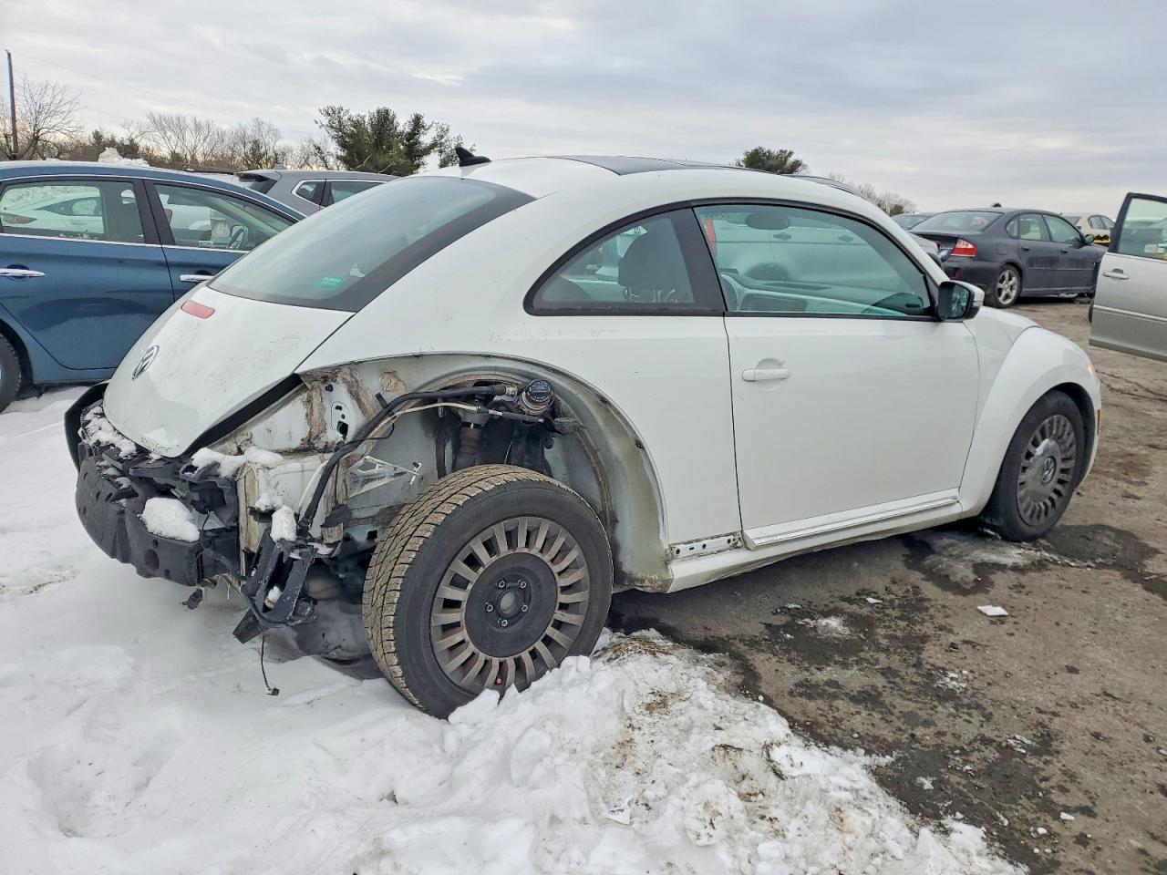 2014 VOLKSWAGEN Beetle