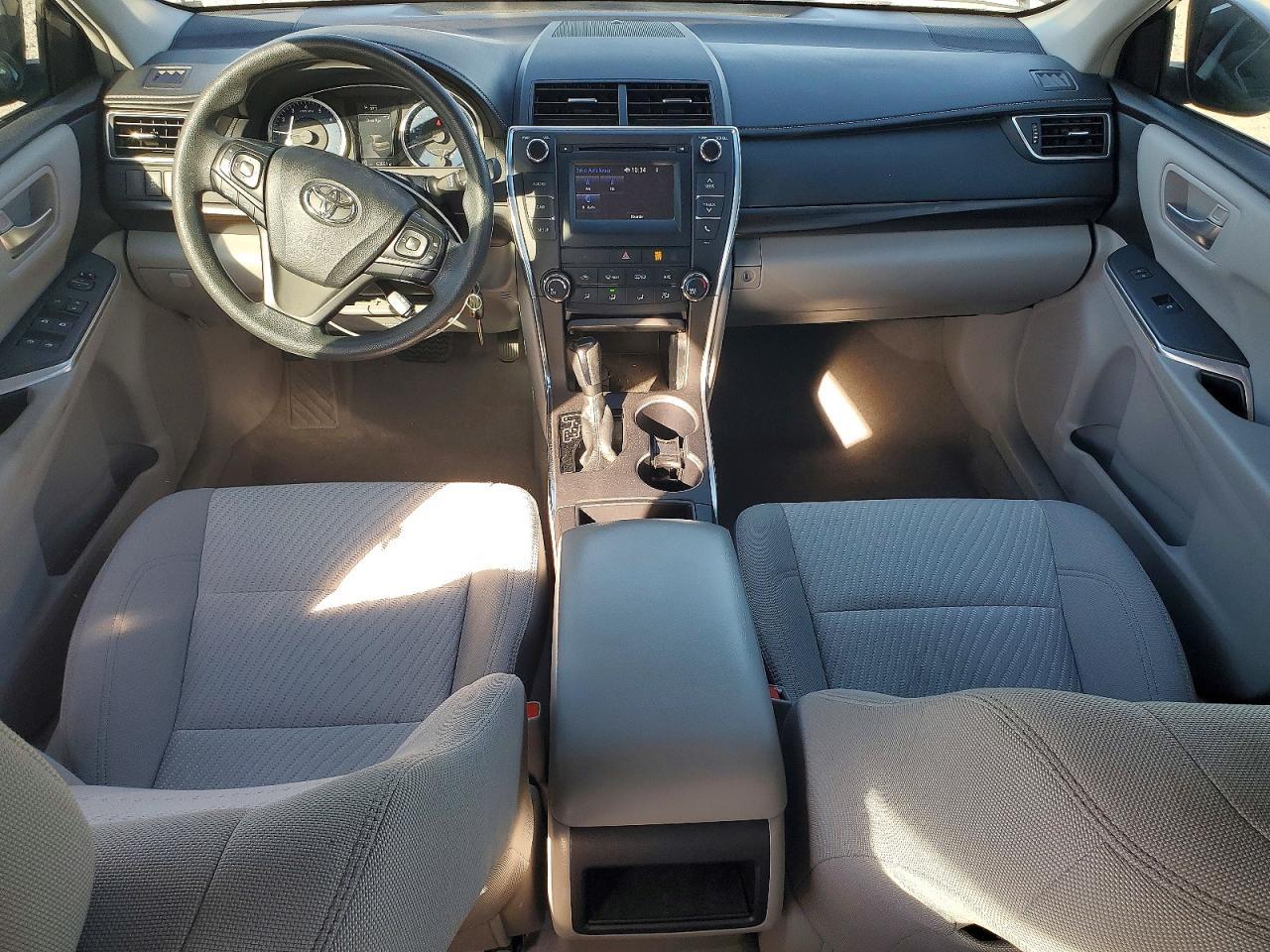 2016 TOYOTA CAMRY