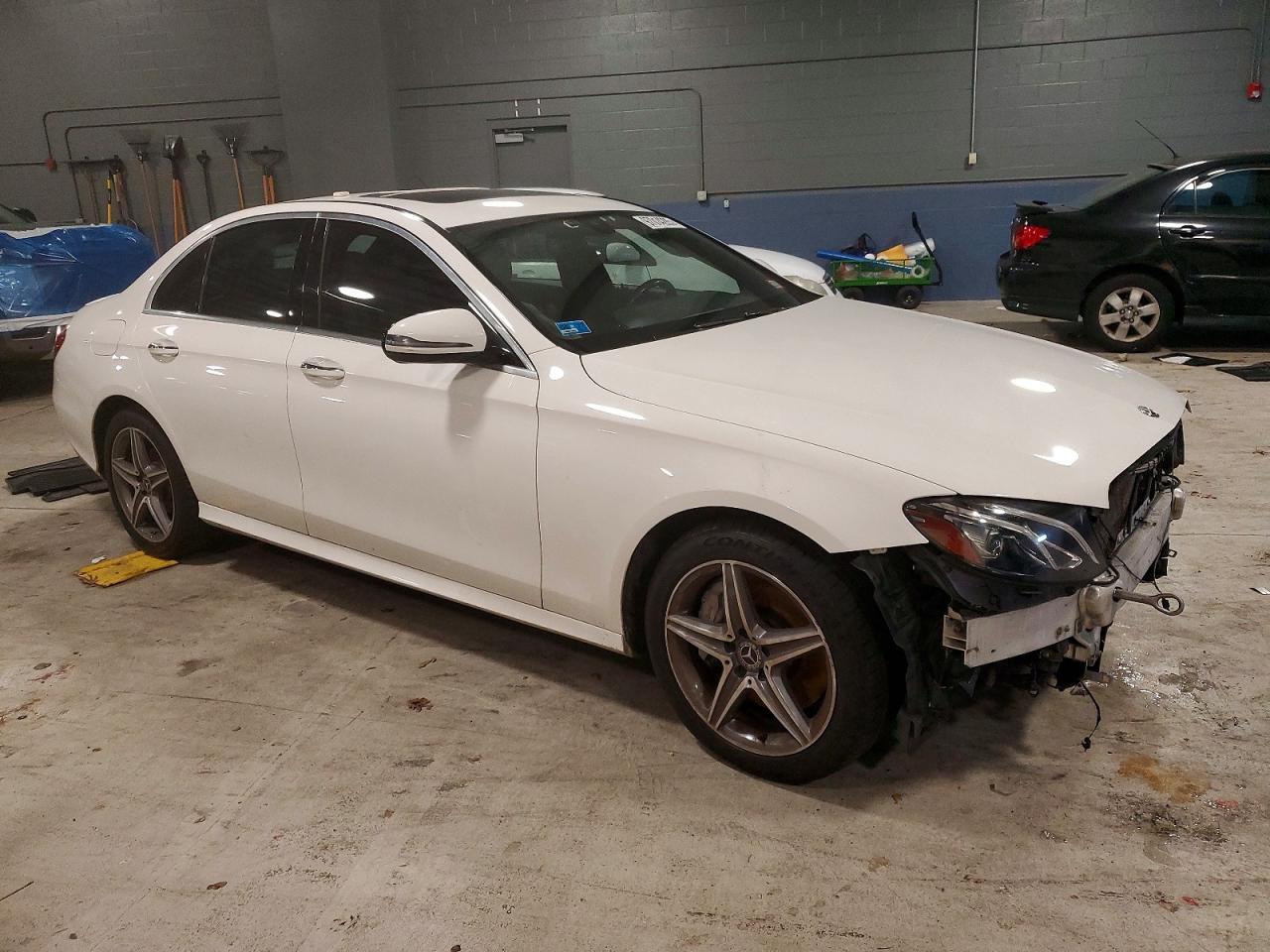 2017 MERCEDES-BENZ E-Class