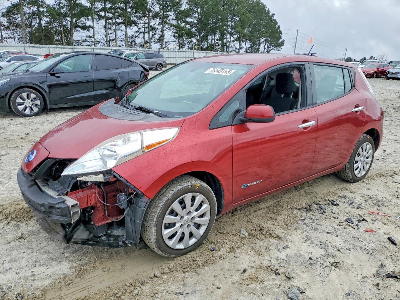 2015 NISSAN LEAF