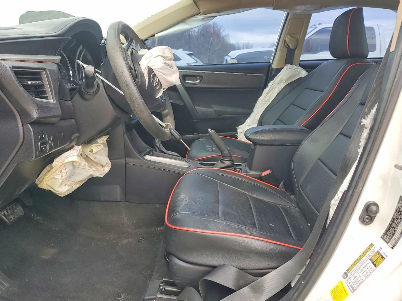 2015 TOYOTA COROLLA